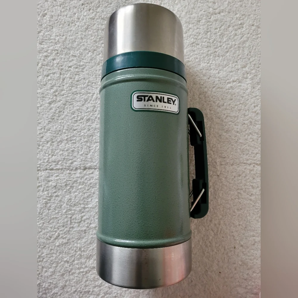 Stanley Green and Silver Vacuum Insulated Thermos Bottle 24 Oz. - Picture 1 of 3